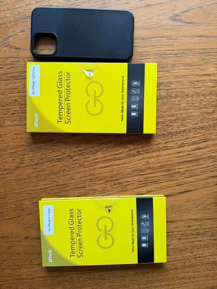 Photo of free iPhone screen protectors, cover (Five Mile Drive OX2) #1