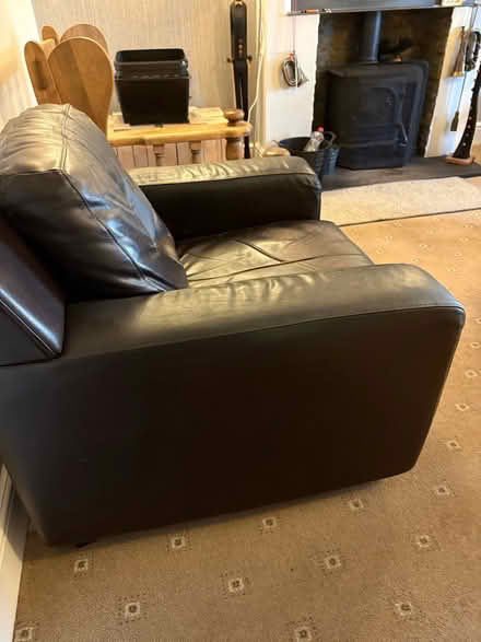 Photo of free Brown leather chair (Borrowash DE72) #2