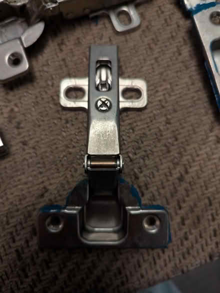 Photo of free Hinges, 16 total (BS34) #2