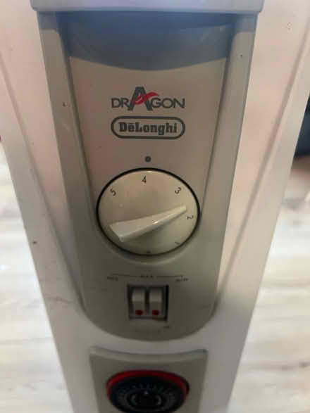Photo of free DeLonghi Dragon Heater (CR41FL) #3