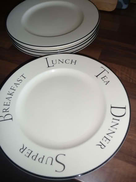 Photo of free A 17 Piece Dinnerware set - pre owned. (Marshall's Cross WA9) #4