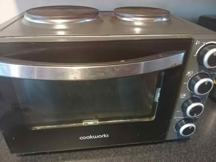 Photo of free Mini Oven with hob (Lowedges S8) #1