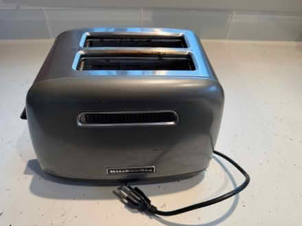 Photo of free 2 Slice Toaster with issues (Magnolia Seattle 98199) #1