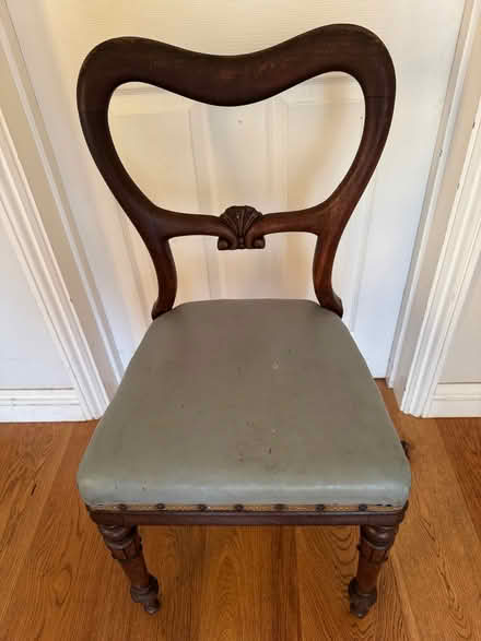 Photo of free 1940ish chair with lovely carved legs with faux leather seat (Trumpington Ward CB2) #2