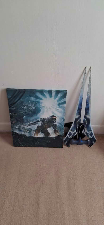 Photo of free Halo collectibles (LE2) #1