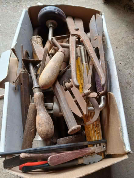 Photo of free Assorted tools, fireguard etc (Southborough TN4) #1