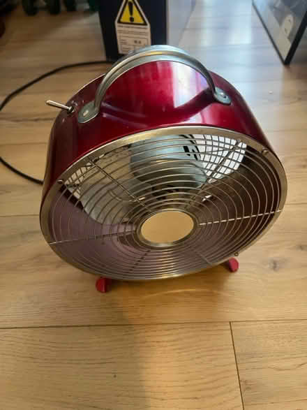 Photo of free Fan fully working (CR41FL) #1