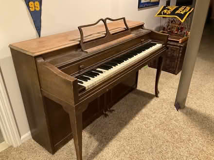Photo of free Spinet Piano (Hartland) #1
