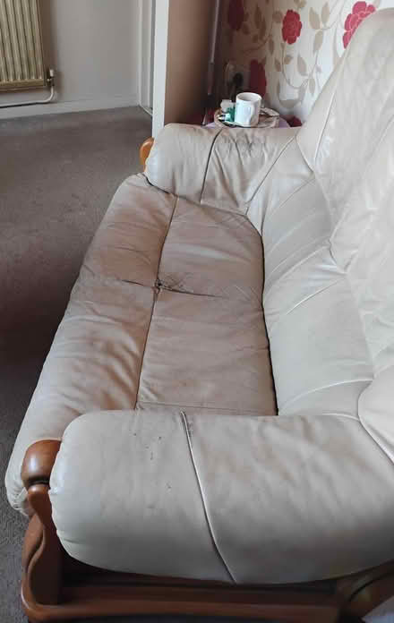 Photo of free Used 2 Seater Sofa With Wear & Tear (Nottingham NG2) #4