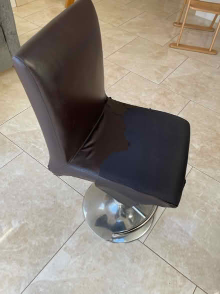 Photo of free Bar stool (Sm69nf) #2