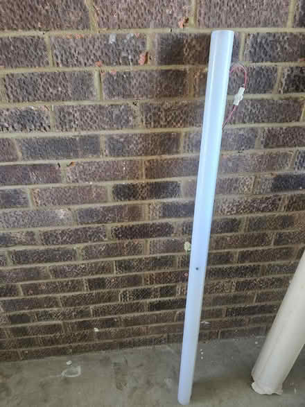 Photo of free Tube light (Rg301jx) #1