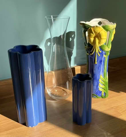 Photo of free Flower vases (Golden Green TN11) #1