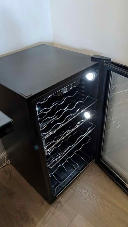 Photo of free Wine chiller (Wapping E1W) #2