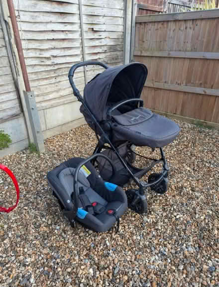 Photo of free 3 in 1 travel system (ME2) #1