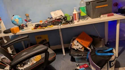 Photo of free Desk (BD22) #1