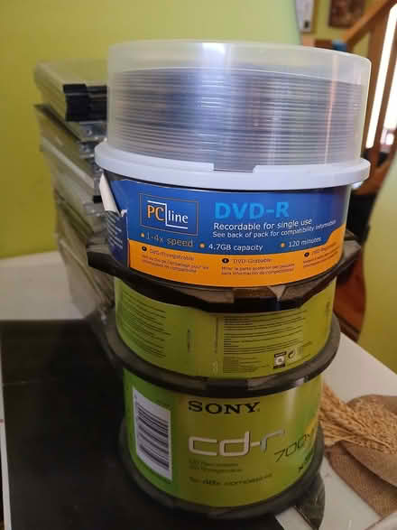 Photo of free Blank CDs and DVDs and cases (Southborough TN4) #1