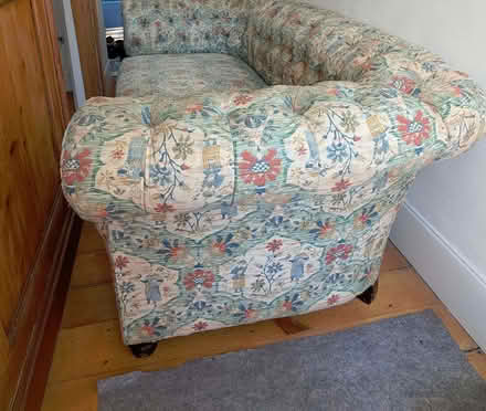 Photo of free chesterfield sofa (islington N1) #4