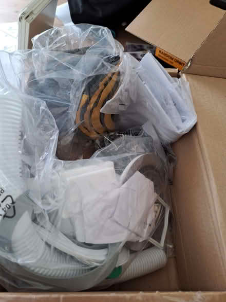 Photo of free Two sink waste kits (Bedford MK41) #2