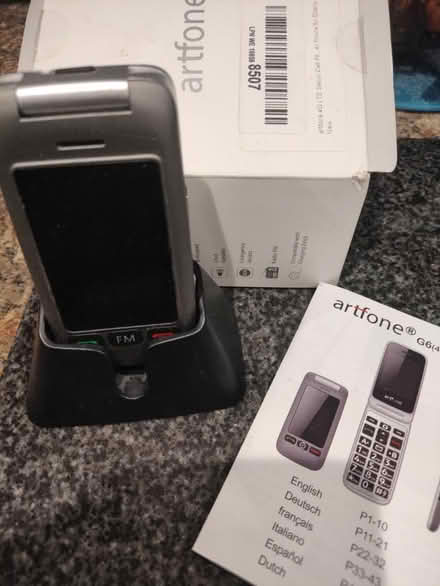 Photo of free Flip phone (Stonehouse) #1