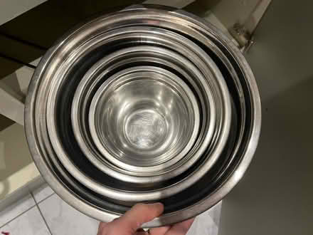 Photo of free Bowls and kitchen paraphernalia (SE1) #1