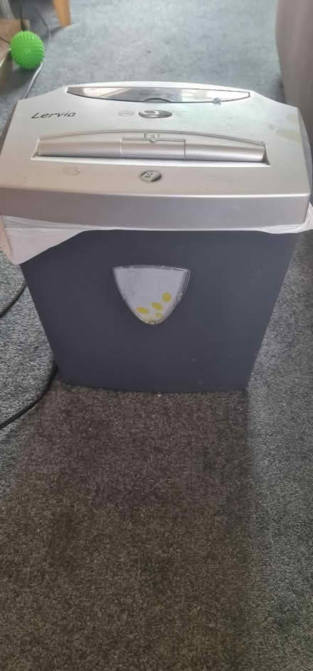 Photo of free Crosscut Shredder (Chelmsford CM1) #1