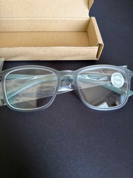 Photo of free Brand New +2.00 Reading Glasses (PR8, Birkdale) #3