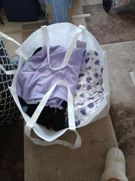 Photo of free Ladies 18/20 clothes (Chattenden ME3) #1