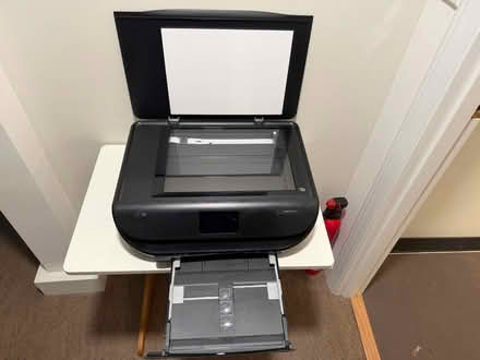 Photo of free HP Printer (Magnolia Seattle 98199) #3