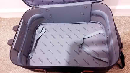 Photo of free Metropolis small suitcase (Newton Abbot TQ12 1YU) #3