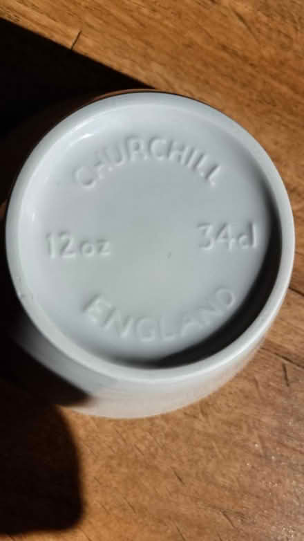 Photo of free 2 Bowls and a sauce pot (S41. Chesterfield) #1