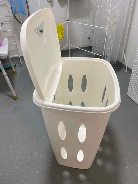 Photo of free Laundry bin (Shaw RG14) #2