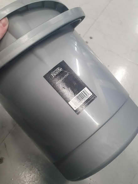 Photo of free Silver bucket (Ox4) #3