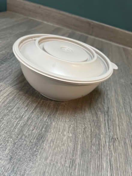 Photo of free Plastic tupperware bowl with lid. (Southsea PO4) #1