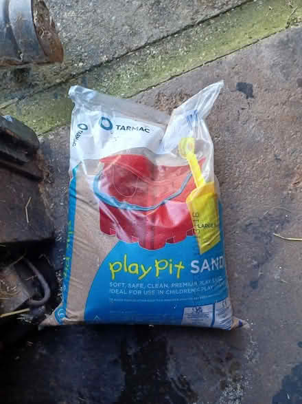 Photo of free An unopened bag of play pit sand (Bronwylfa LL14) #1