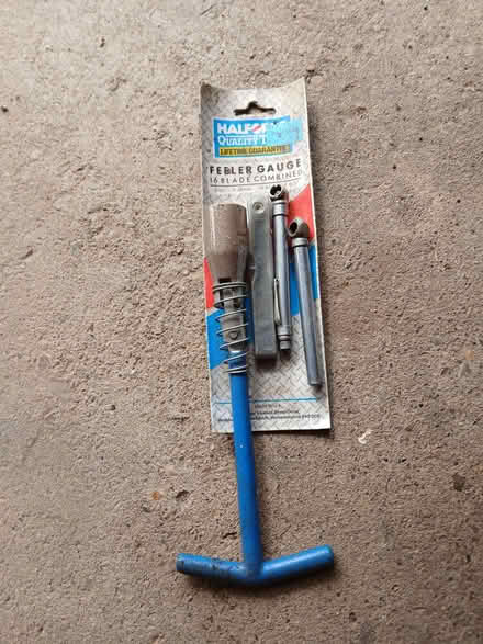 Photo of free Assorted tools, fireguard etc (Southborough TN4) #4