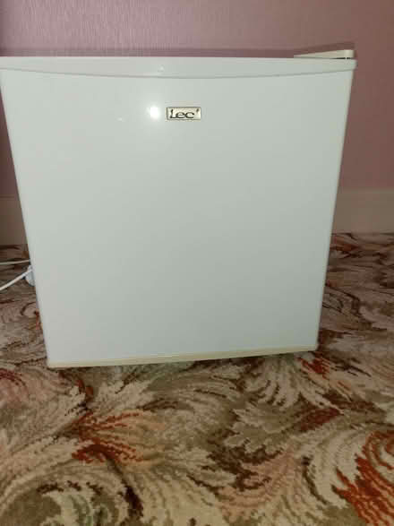 Photo of free Counter top fridge (CO7) #3