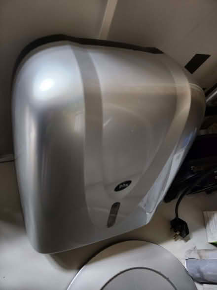 Photo of free Paper towel dispenser (Shoreditch E2) #1