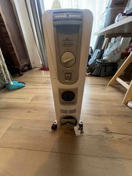 Photo of free DeLonghi Dragon Heater (CR41FL) #1