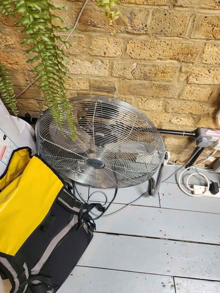 Photo of free Fan (Shoreditch E2) #1