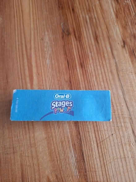 Photo of free Toothbrush head for a child's Oral B electric toothbrush (Kendal LA9) #2