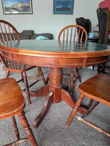 Photo of free Table and chairs (Northwest Indianapolis) #1
