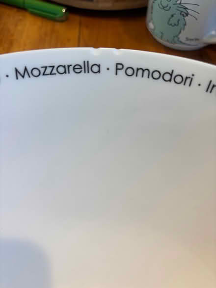 Photo of free Large Salad/Pasta Bowl (Lexington center) #2