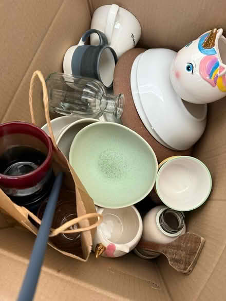 Photo of free Plates & Kitchen Items (HEAVY BOX) (London Fields E8) #2