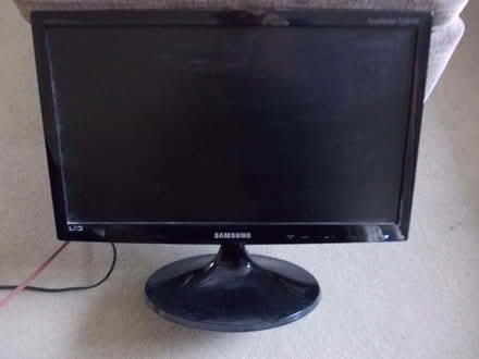 Photo of free Samsung TV / Monitor (CT19) #1