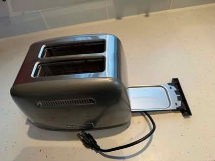 Photo of free 2 Slice Toaster with issues (Magnolia Seattle 98199) #4