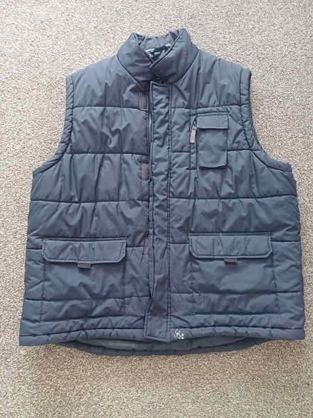 Photo of free Mens XXL Navy gilet (Haylands Way MK41) #1