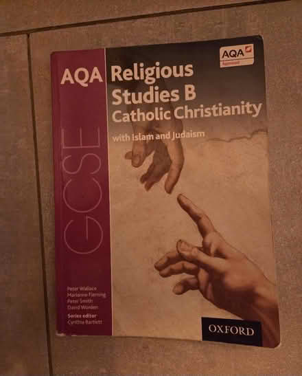 Photo of free GCSE R.E. Study Guide Book (Lightwood ST3) #1