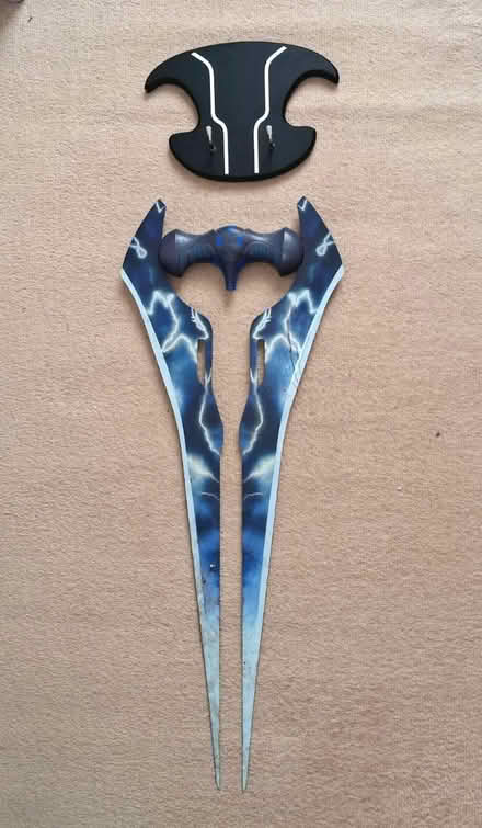 Photo of free Halo collectibles (LE2) #2