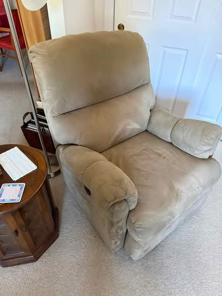 Photo of free Comfortable recliner (Broad Street, Nashua NH) #3