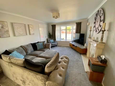 Photo of free Barker and Stonehouse TV UNIT (Idle BD10) #2